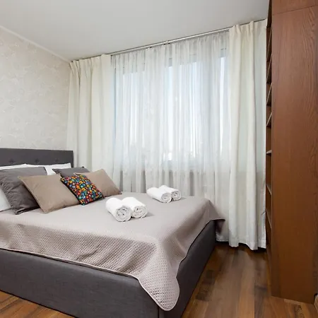 Family Saska Kepa By Renters * Varsavia