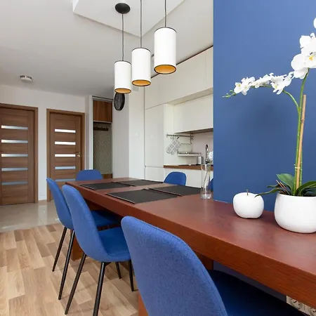 Family Saska Kepa By Renters Appartamento *
